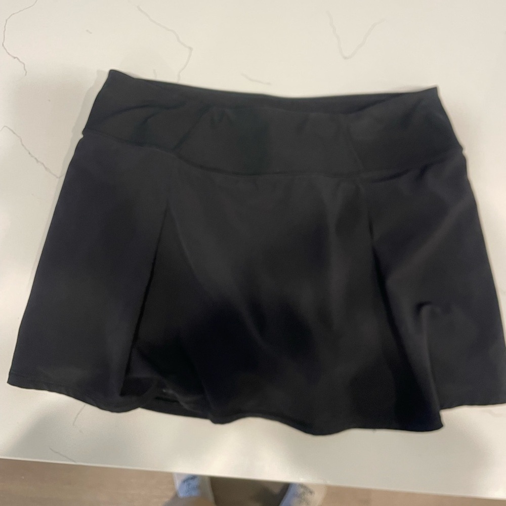 Lucy Black Active Skirt